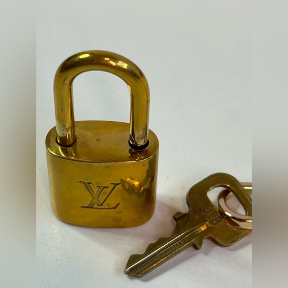 Authentic Louis Vuitton Lock and Key on Chain #323 - Picture 6 of 7